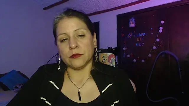 Snapshot of LucifernandaSw chatting on April 30, 2026, 6:53 am LucifernandaSw online show from April 30, 2026, 6:53 am
