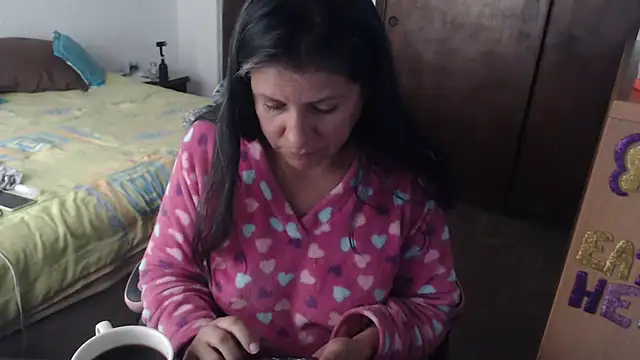 Snapshot of LucifernandaSw chatting on May 11, 2026, 4:59 pm LucifernandaSw online show from May 11, 2026, 4:59 pm