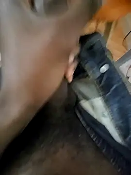 Snapshot of no1belike1 chatting on March 19, 2025, 8:22 pm no1belike1 online show from March 19, 2025, 8:22 pm