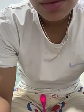 Snapshot of GoddessBrunette chatting on June 13, 2026, 10:51 pm GoddessBrunette online show from June 13, 2026, 10:51 pm