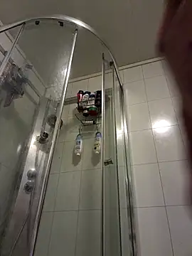 Snapshot of Machoviking1 chatting on September 23, 2025, 12:19 pm Machoviking1 online show from September 23, 2025, 12:19 pm