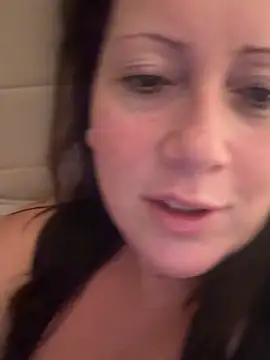 Snapshot of xsexycurvymilf chatting on February 19, 2025, 6:22 am xsexycurvymilf online show from February 19, 2025, 6:22 am