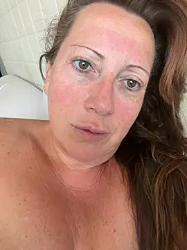 Snapshot of xsexycurvymilf chatting on July 12, 2026, 6:59 am xsexycurvymilf online show from July 12, 2026, 6:59 am