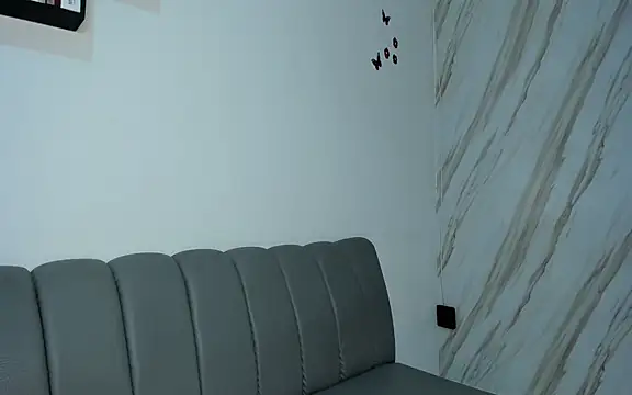 hanaa 18 online show from April 16, 2026, 9:39 pm