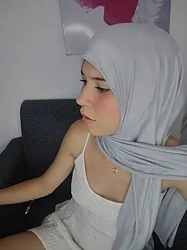 Snapshot of hanaa_18 chatting on July 8, 2026, 6:12 pm hanaa 18 online show from July 8, 2026, 6:12 pm