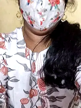 Snapshot of Susma-Telugu chatting on February 26, 2025, 7:38 pm Susma-Telugu online show from February 26, 2025, 7:38 pm