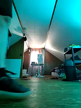 nicedicknicetats online show from September 28, 2025, 9:31 pm