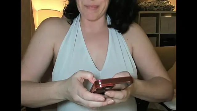 emmita69  online show from February 22, 2025, 9:26 pm