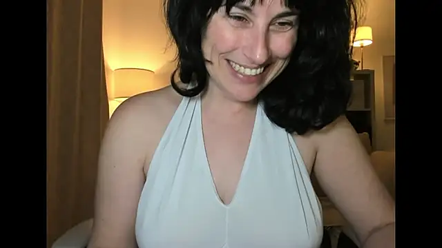 emmita69  online show from February 25, 2025, 11:19 am