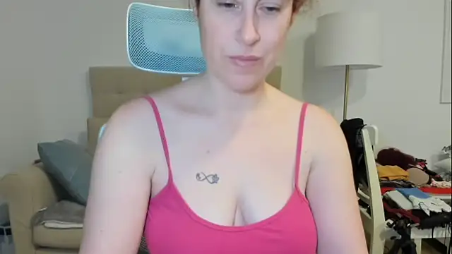 Snapshot of emmita69_ chatting on March 10, 2026, 5:34 am emmita69 online show from March 10, 2026, 5:34 am