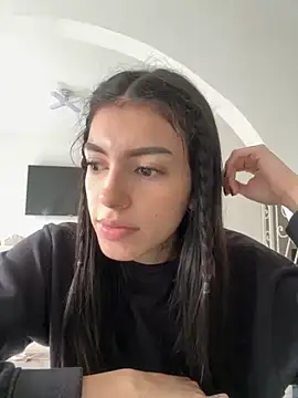 MerySummer online show from September 18, 2025, 8:00 pm