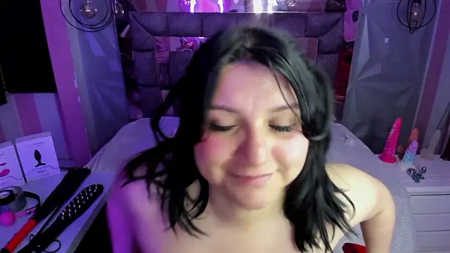 catha cat online show from December 4, 2024, 12:08 am