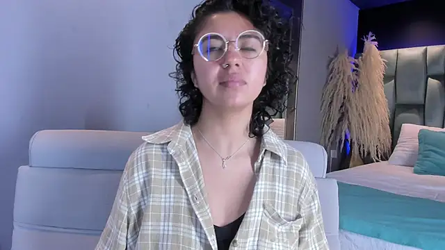 Snapshot of Amareto_ chatting on February 6, 2025, 2:15 pm Amareto online show from February 6, 2025, 2:15 pm