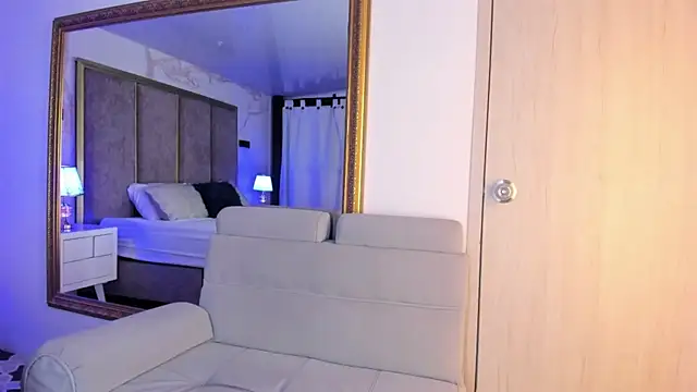 Snapshot of Amareto_ chatting on February 10, 2025, 11:25 am Amareto online show from February 10, 2025, 11:25 am