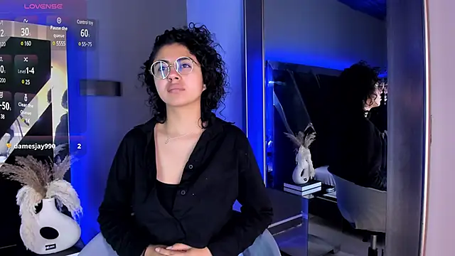 Snapshot of Amareto_ chatting on February 24, 2025, 1:42 pm Amareto online show from February 24, 2025, 1:42 pm