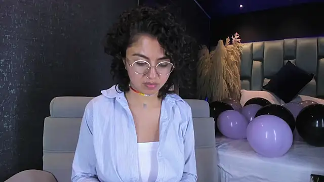 Snapshot of Amareto_ chatting on March 1, 2025, 4:54 pm Amareto online show from March 1, 2025, 4:54 pm