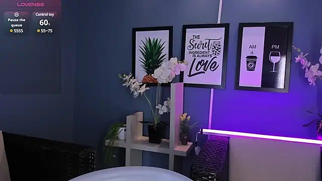 Snapshot of Amareto_ chatting on March 4, 2025, 11:40 am Amareto online show from March 4, 2025, 11:40 am