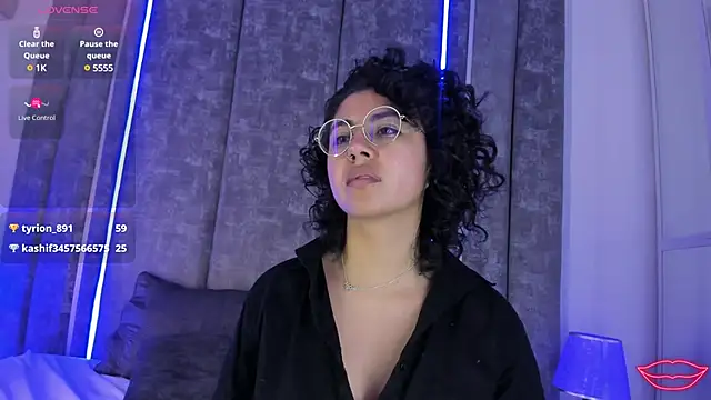 Snapshot of Amareto_ chatting on March 17, 2025, 2:45 pm Amareto online show from March 17, 2025, 2:45 pm