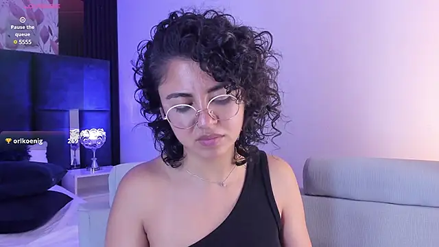 Snapshot of Amareto_ chatting on March 22, 2025, 5:41 pm Amareto online show from March 22, 2025, 5:41 pm