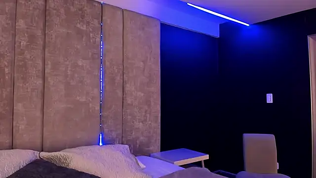 Snapshot of Amareto_ chatting on September 11, 2025, 11:21 am Amareto online show from September 11, 2025, 11:21 am