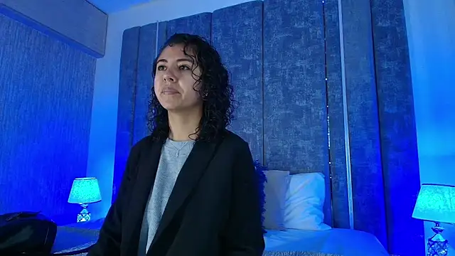 Snapshot of Amareto_ chatting on September 20, 2025, 12:17 pm Amareto online show from September 20, 2025, 12:17 pm