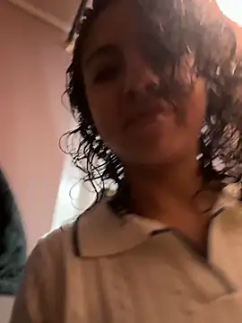 Snapshot of Amareto_ chatting on October 16, 2025, 11:11 am Amareto online show from October 16, 2025, 11:11 am