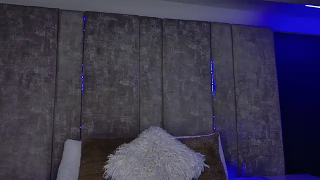 Snapshot of Amareto_ chatting on October 17, 2025, 11:46 am Amareto online show from October 17, 2025, 11:46 am