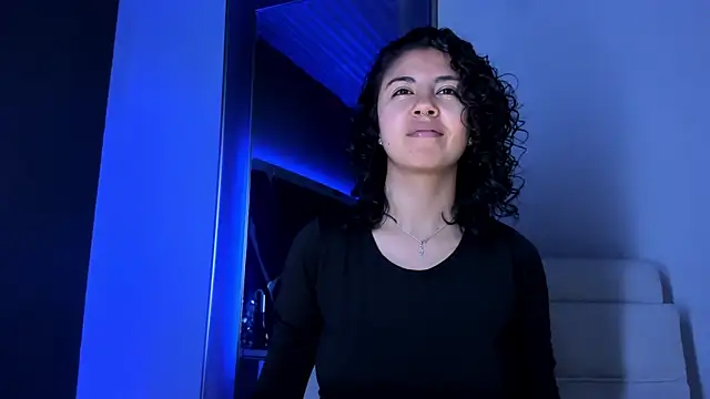 Snapshot of Amareto_ chatting on October 19, 2025, 2:07 pm Amareto online show from October 19, 2025, 2:07 pm