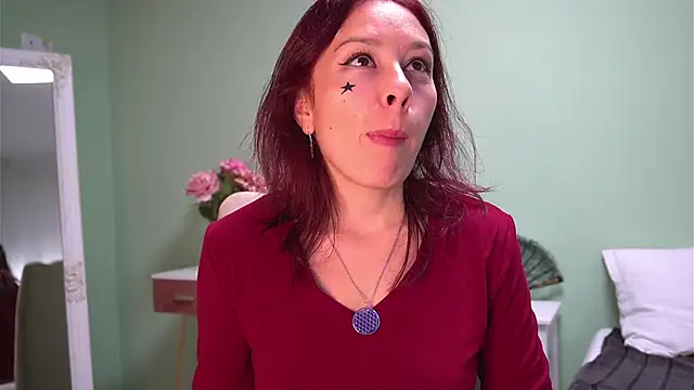 HaileyMoonn online show from October 23, 2025, 3:28 am