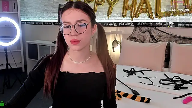 Snapshot of BelovedRuby chatting on October 31, 2025, 2:56 am BelovedRuby online show from October 31, 2025, 2:56 am