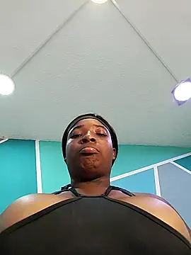 Snapshot of AlondraFerri1 chatting on December 19, 2024, 10:21 pm AlondraFerri1 online show from December 19, 2024, 10:21 pm