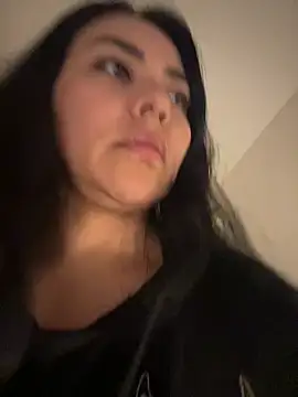 PetitLumiere online show from January 14, 2026, 5:35 am