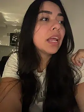 Snapshot of PetitLumiere chatting on February 23, 2026, 3:48 am PetitLumiere online show from February 23, 2026, 3:48 am