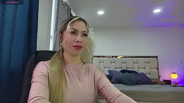 Ammy Castro online show from October 22, 2025, 9:25 pm