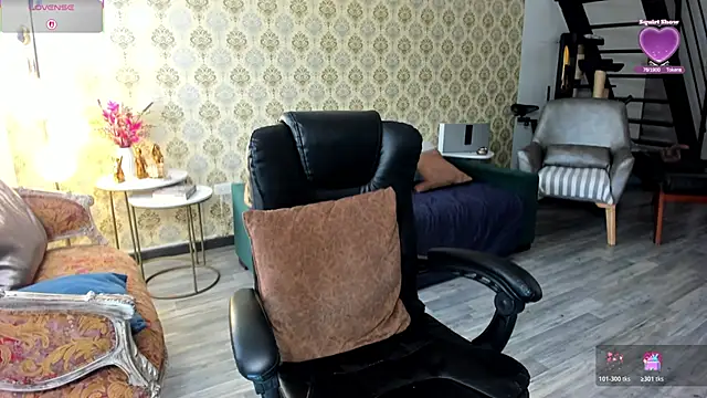 Snapshot of _angelina_class_7 chatting on March 10, 2026, 2:44 pm angelina class 7 online show from March 10, 2026, 2:44 pm