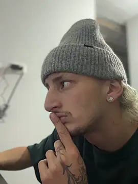 Snapshot of Scott_sex7 chatting on February 27, 2026, 3:28 am Scott sex7 online show from February 27, 2026, 3:28 am