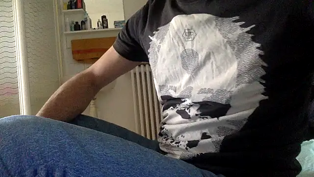 molozeb online show from April 11, 2026, 9:13 am