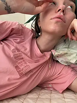 Lisaaa Alisa online show from April 24, 2026, 9:01 am