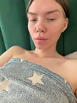 Snapshot of Lisaaa_Alisa chatting on June 18, 2026, 7:41 am Lisaaa Alisa online show from June 18, 2026, 7:41 am