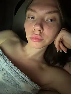 Snapshot of Lisaaa_Alisa chatting on June 20, 2026, 10:12 pm Lisaaa Alisa online show from June 20, 2026, 10:12 pm