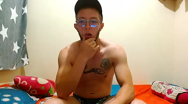 Snapshot of king-Randal chatting on February 16, 2025, 5:37 am king-Randal online show from February 16, 2025, 5:37 am