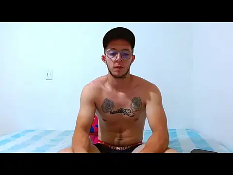 Snapshot of king-Randal chatting on September 23, 2025, 4:15 am king-Randal online show from September 23, 2025, 4:15 am