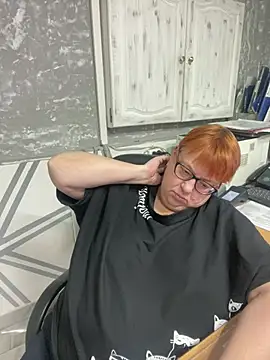 Klio5678 online show from April 9, 2026, 5:40 pm