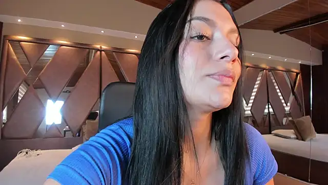 carina rossi online show from October 29, 2025, 12:40 pm