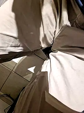 Snapshot of Lorent6969 chatting on November 6, 2025, 5:08 am Lorent6969 online show from November 6, 2025, 5:08 am