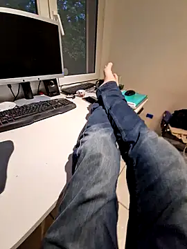 Snapshot of Lorent6969 chatting on November 9, 2025, 6:33 am Lorent6969 online show from November 9, 2025, 6:33 am