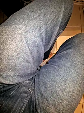 Snapshot of Lorent6969 chatting on November 23, 2025, 4:23 am Lorent6969 online show from November 23, 2025, 4:23 am