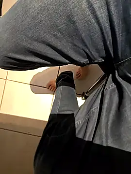 Snapshot of Lorent6969 chatting on December 2, 2025, 12:10 pm Lorent6969 online show from December 2, 2025, 12:10 pm