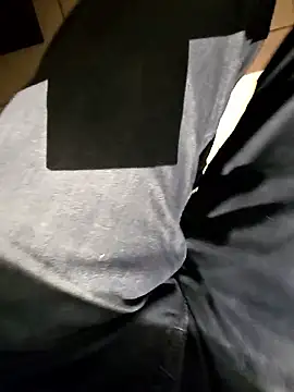 Snapshot of Lorent6969 chatting on December 15, 2025, 2:10 pm Lorent6969 online show from December 15, 2025, 2:10 pm