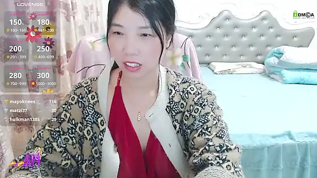 -Shirleyni  online show from November 30, 2025, 3:38 pm